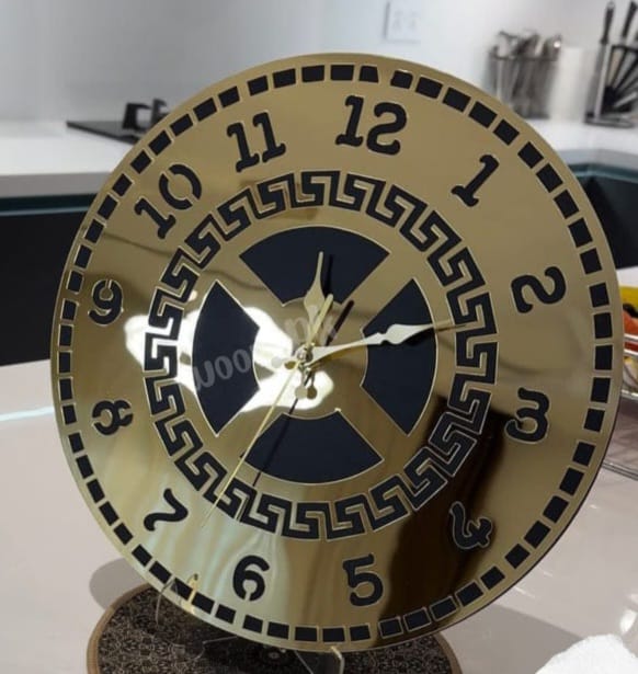 Round Wall Clock