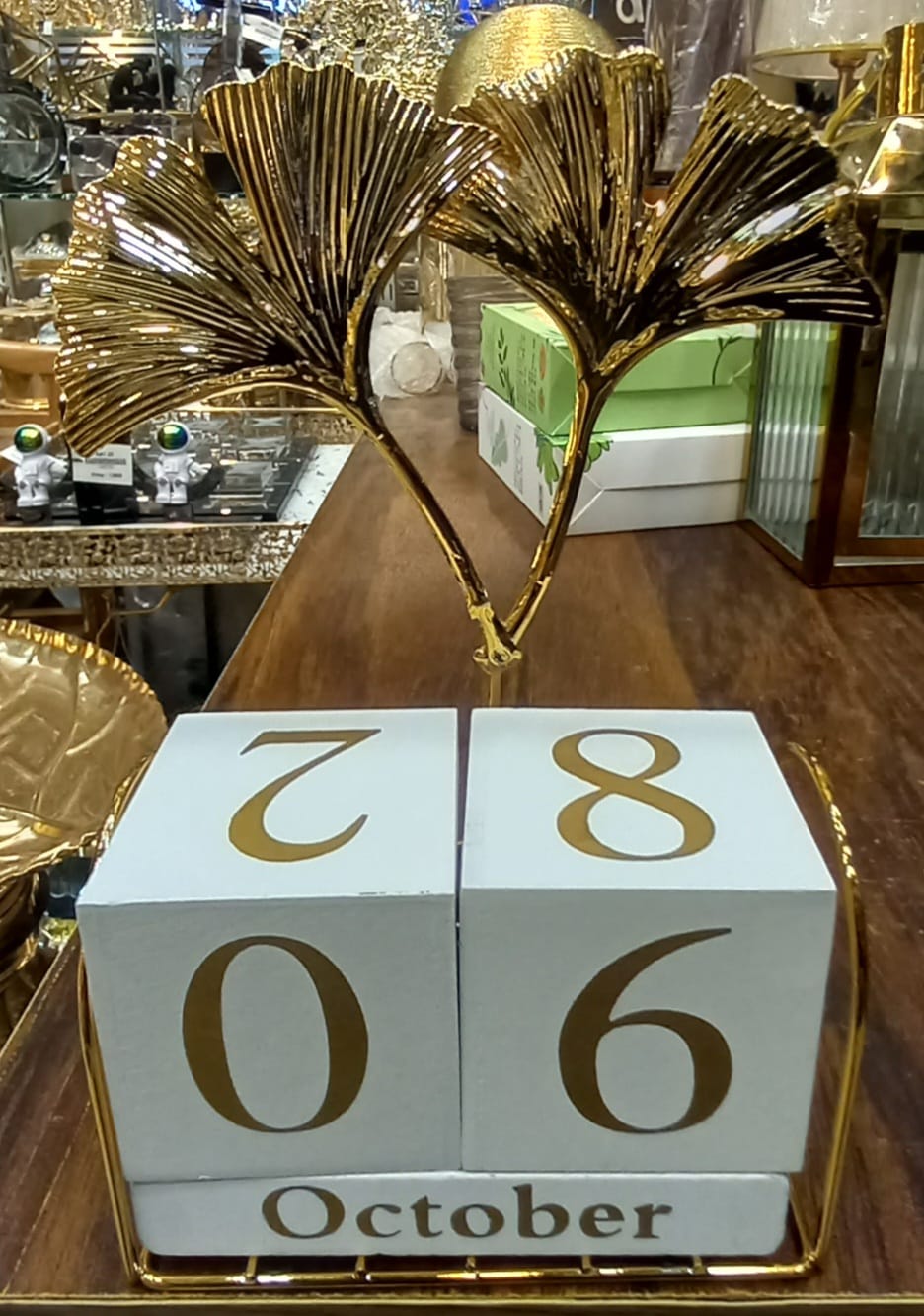 Premium Side Corner Calendar